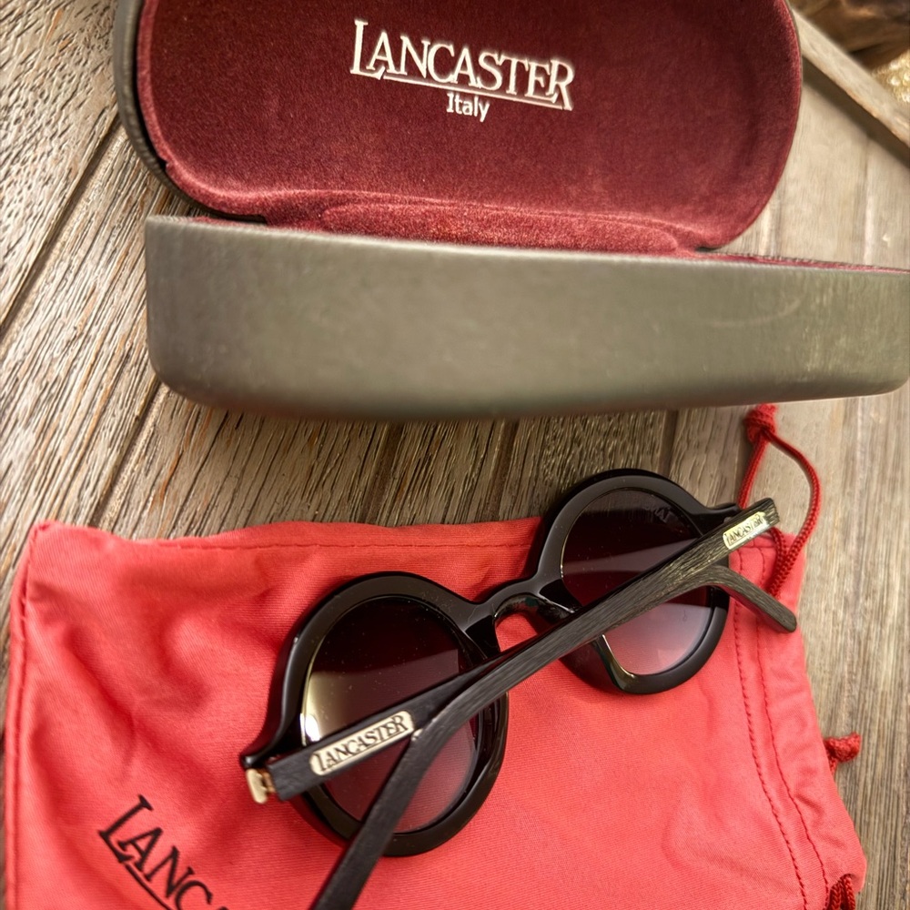 Lancaster Italian Black Round Sunglasses Unisex